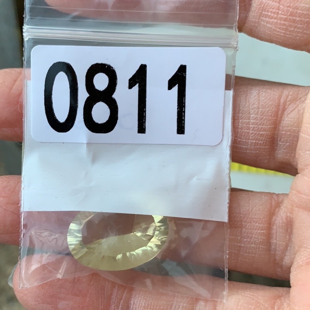 12.39 Ct Oval Master Cut Lemon Quartz Gemstone - Picture 13 of 13